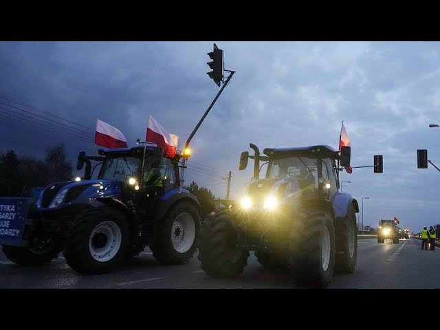 ⁣"Wir wissen, was zu tun ist": Polnische Bauern protestieren an Grenze zur Slowakei