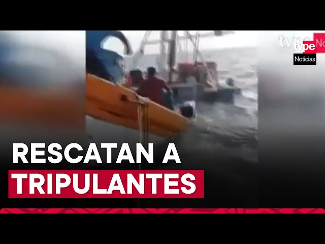 ⁣Rescatan a tripulantes de embarcación de pesca que se hundía en el mar de Tumbes
