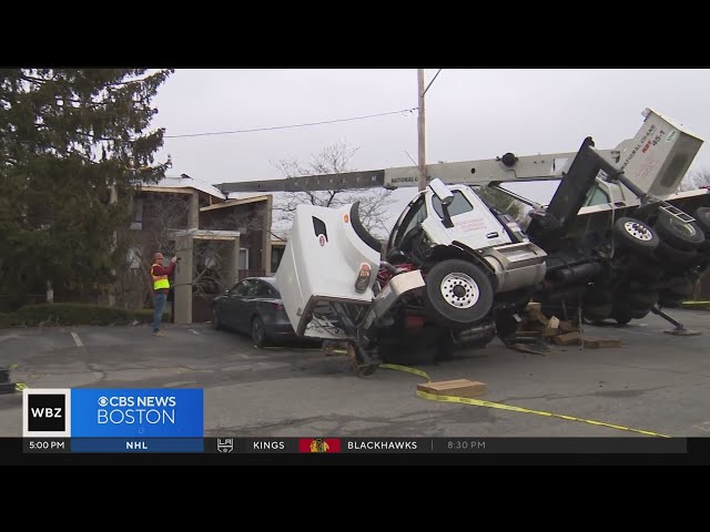 Crane collapse in Norwood damages 4 condo units