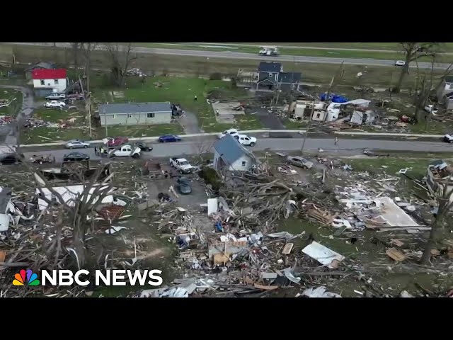 At least 3 deaths as tornadoes hit 9 states