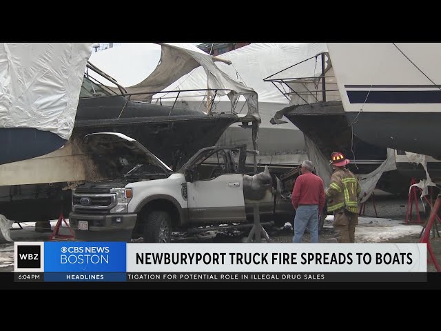 ⁣Newburyport truck fire spreads to nearby boats