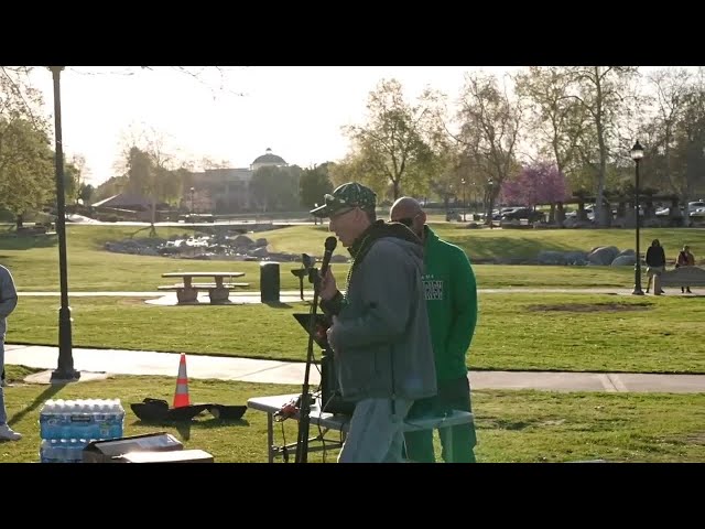 Top O' The Morning: Runners gather early in the park to begin St. Patrick's Day celebratio