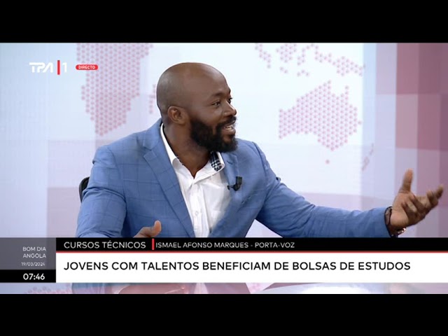 Jovens com talentos beneficiam de bolsas de estudos