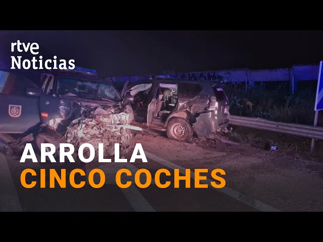 SEVILLA- AP4: Un CAMIÓN EMBISTE un CONTROL de la GUARDIA CIVIL y provoca 6 MUERTOS | RTVE