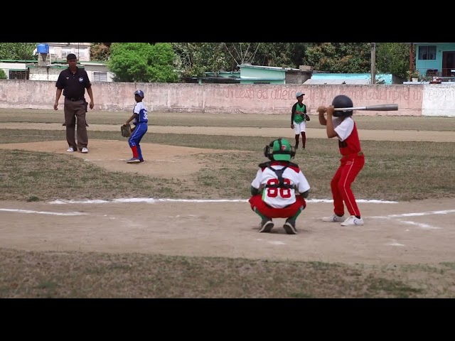 #LasTunas y Colombia definirán campeón del béisbol en la categoría 9-10 años