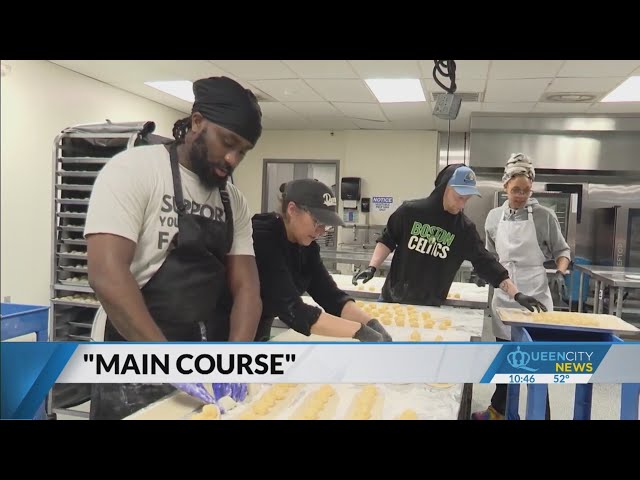 ⁣Acclaimed CLT chefs work 2 jobs for culinary dream