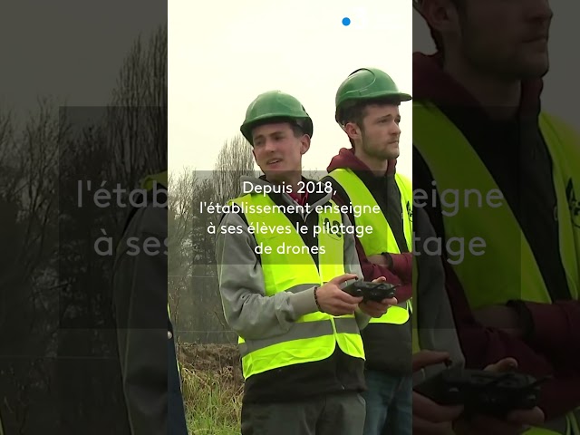  ‍  Le lycée agricole de Oeyreluy à Dax enseigne à ses élèves le pilotage de drones