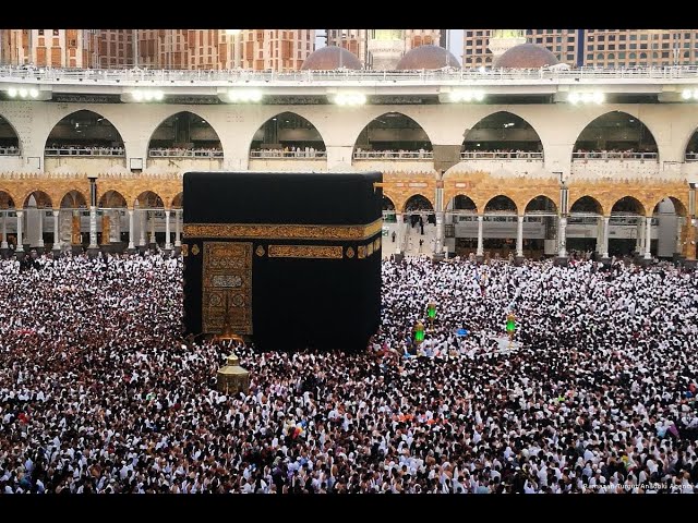 ⁣НАЖИВО!Рамадан у Мецці:мусульмани збираються на молитву Ramadan in Mecca:Muslims gather for prayers