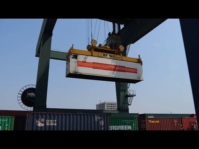 GLOBALink | Cold-chain agricultural products exported via China-Europe freight train