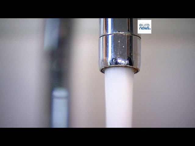 Científicos de Países Bajos intentan convertir las aguas residuales en agua potable