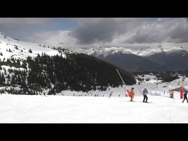 Krieg der Skilehrer in den französischen Alpen