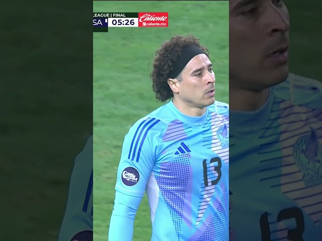 ¡IMPRESIONANTE! ¡MEMO OCHOA se luce y evita la anotación de PULISIC!  | #shorts #tudn