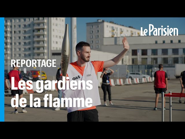 Le relais de la flamme répète ses gammes avant le début des JO de Paris 2024