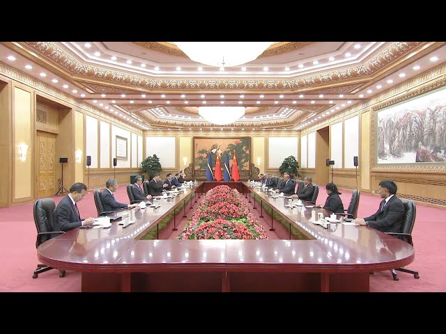 شي جين بينغ في محادثات مع رئيس ناورو: أنا سعيد جدا بأن يكون لدينا صديق جديد في جنوب المحيط الهادئ