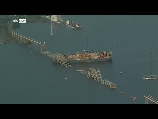 Ponte Baltimora, le immagini il giorno dopo il crollo