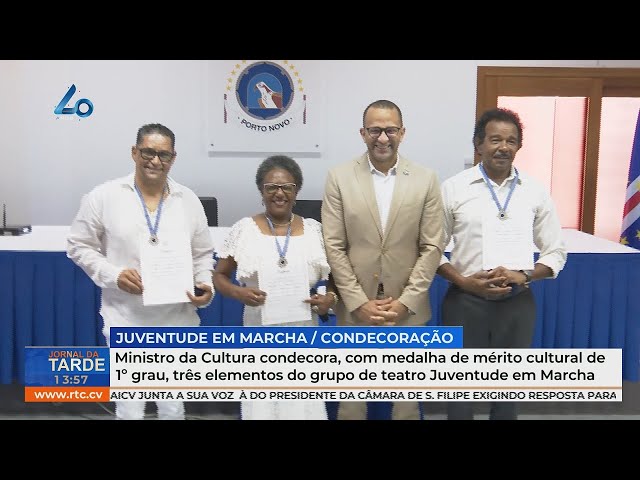 Ministro da Cultura condecora membros do Juventude em Marcha