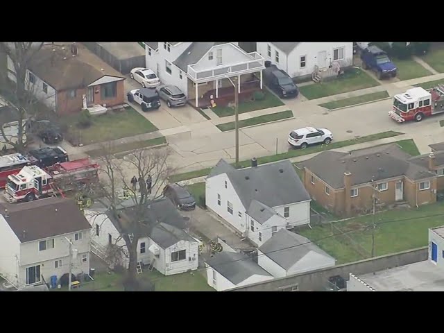 2 people killed in Madison Heights house fire