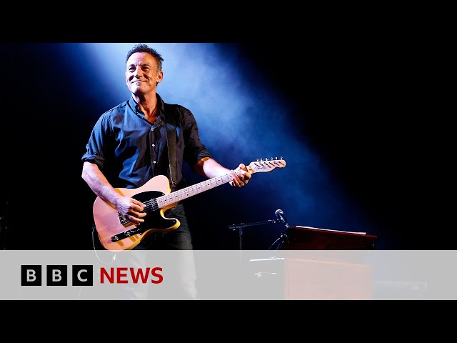 Bruce Springsteen first US musician to receive highest honour at the Ivor Novello Awards | BBC News