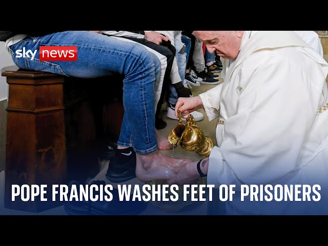 Watch live: Pope Francis takes part in traditional Holy Thursday washing of the feet ceremony