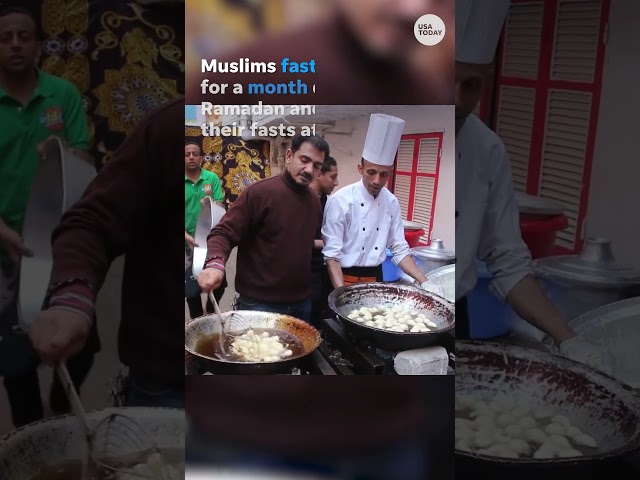 Watch: Thousands gather at a massive Iftar table to break Ramadan fast #Shorts