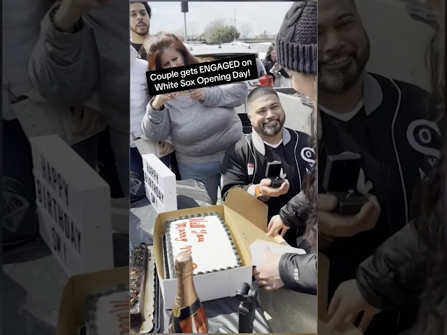 ⁣Fans get ENGAGED on White Sox Opening Day!  #Chicago