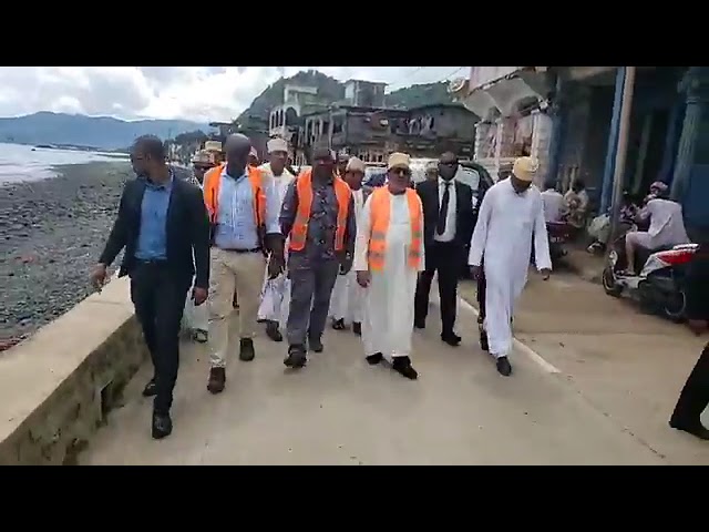 Visite des travaux des infrastructures routières de Mutsamudu-Sima par AZALI ASSOUMANI