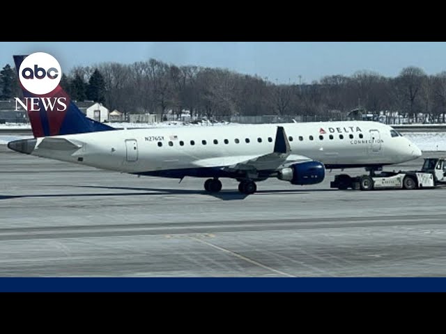 FAA investigating after Delta planes clip wings on Minnesota tarmac