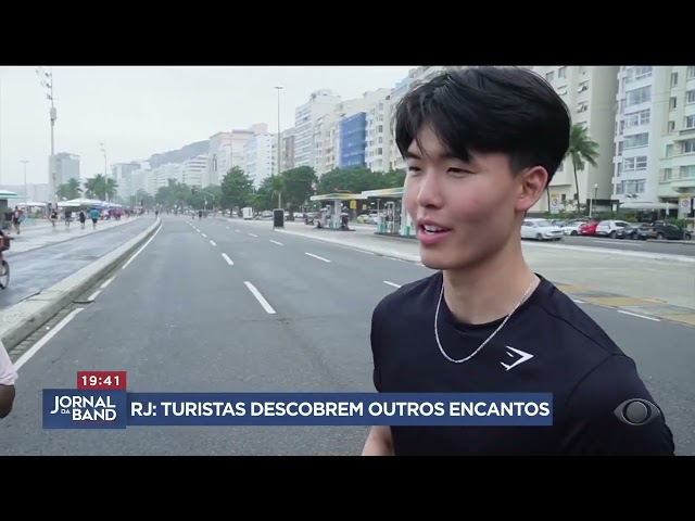 Com tempo chuvoso, turistas descobrem outros encantos no Rio