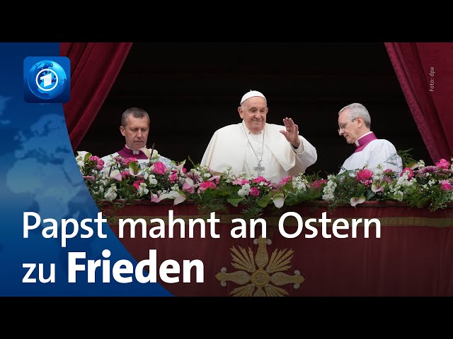 Ostermesse des Papstes auf dem Petersplatz