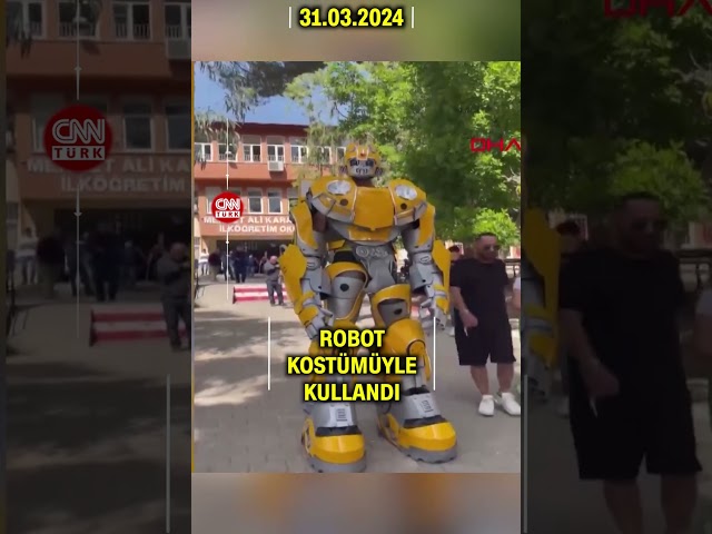 Oy Kullanmaya Robot Kostümüyle Geldi #Shorts