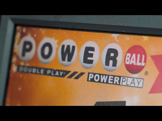 Powerball jackpot jumps to $975M after another drawing without winner