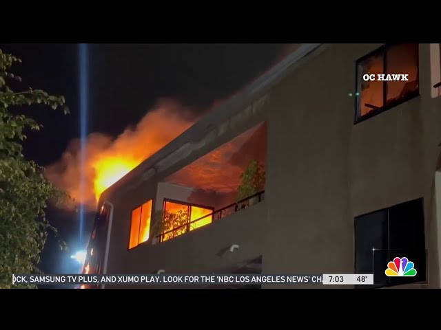 Fire tears through Lomita apartment complex