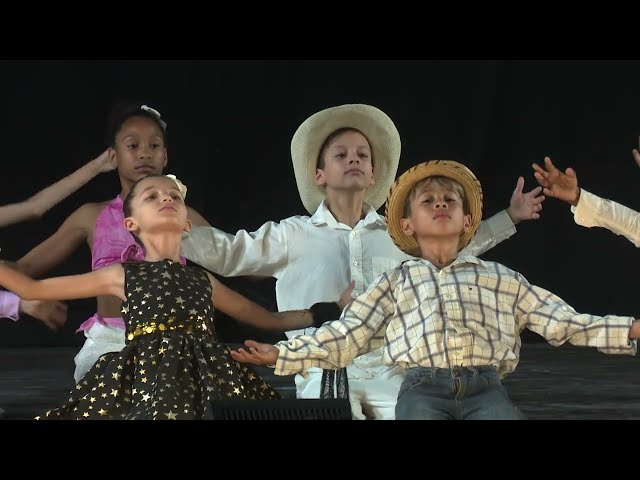 ⁣Celebraron en #LasTunas Concurso Provincial de Danza "Espacio y movimiento"