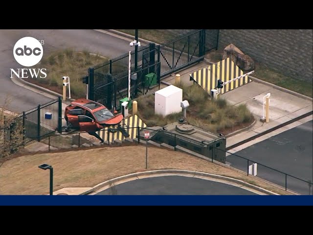 Driver rams front gate of Atlanta FBI office: Investigators