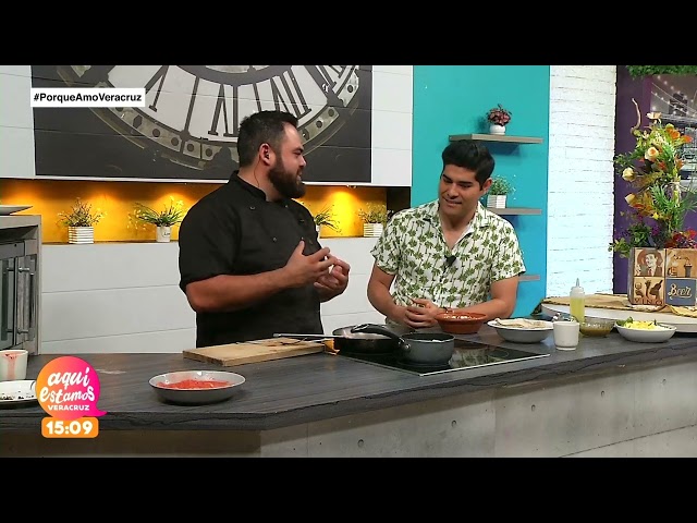 Tacos de pastor pero de pollo con el chef Beto Castillo