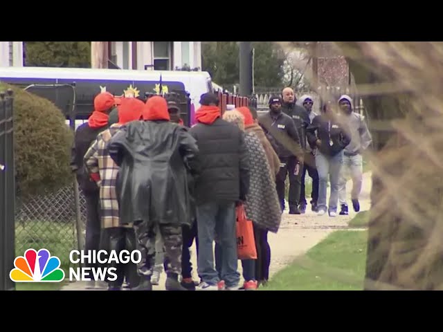 Shooting leaves 19-year-old woman dead, 4 others wounded in Chicago