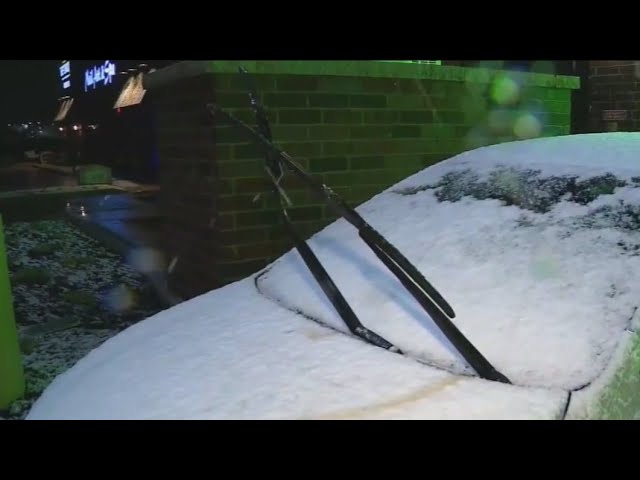 Snow hits northern Chicago suburbs hard