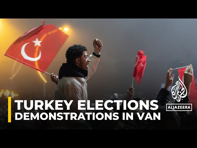 Turkey local elections: Van mayor could be reinstated after protests