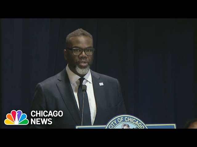 Chicago mayor shares plan to convert empty office space to residential apartment space