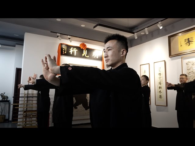 ⁣Martial arts practitioners showcase Baji Fist