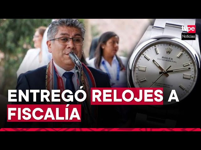 ⁣Caso Rolex: gobernador regional de Cusco entrega relojes a Fiscalía
