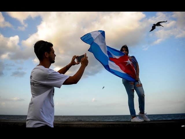 Info Martí | Hay una “causa de raíz” en la apatía de la juventud cubana