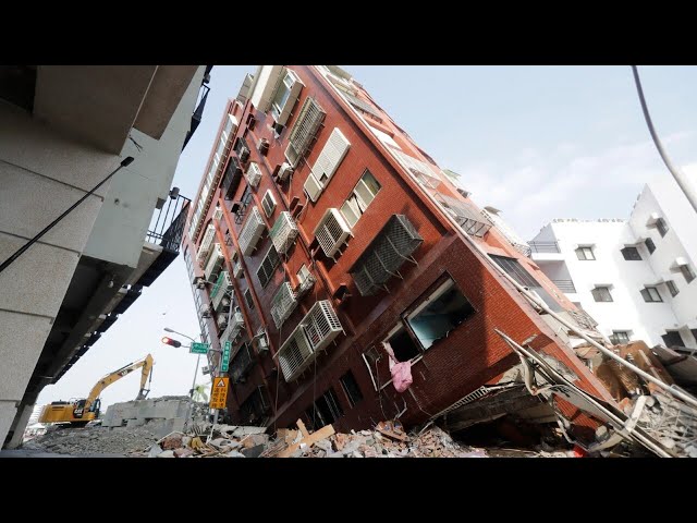 Bad weather hamper rescue efforts in Taiwan