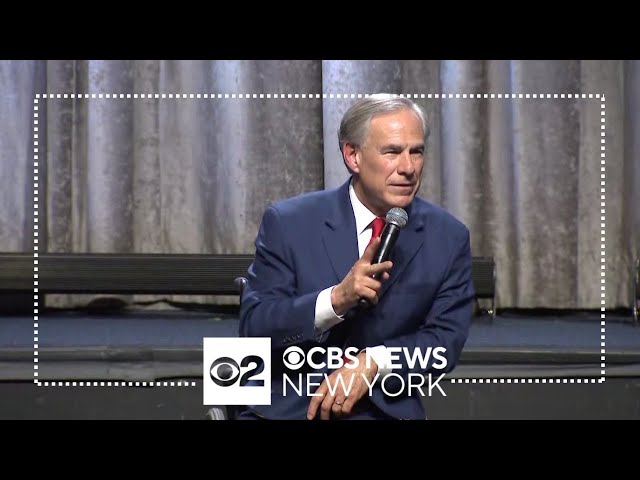 Texas Gov. Abbott addresses migrant crisis criticism at gala in NYC