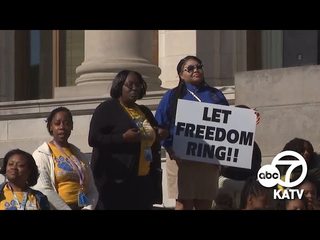 Arkansas Martin Luther King, Jr. Commission holds annual vigil in remembrance