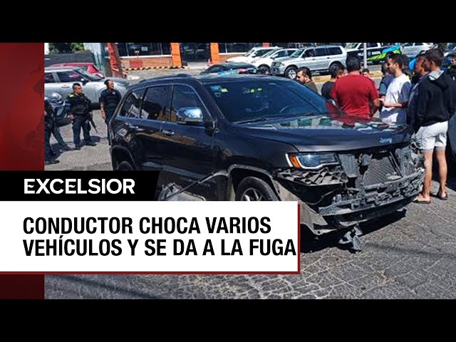 Automovilista choca varios vehículos en Puebla y se da a la fuga