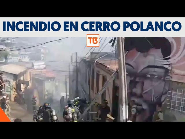 Incendio se registra en Cerro Polanco de Valparaíso: Hay riesgo de propagación y derrumbe