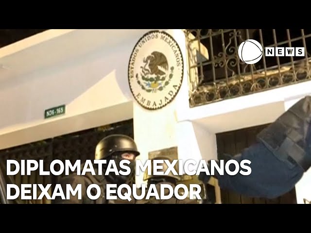 Diplomatas mexicanos deixam o Equador após invasão de policiais equatorianos