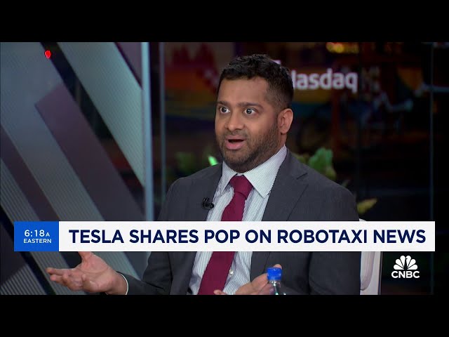 ⁣Elon Musk is trying highlight the value that robotaxis could bring, says RBC Capital's Tom Nara