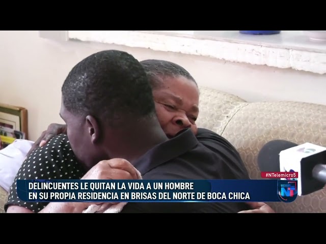 ⁣Estela de dolor ha dejado la muerte del hombre asesinado en su vivienda en Boca Chica